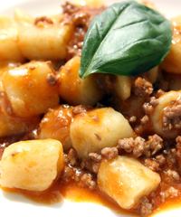 Sagra degli gnocchi con sugo di castrato