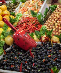 Biomarché 2025: il biologico in piazza a Lugo - Piazza dei Martiri 10, Lugo (RA) - Vini, formaggi, frutta, verdura, pane e altri prodotti del territorio Tutti i venerdì il lato del Pavaglione che si affaccia su Piazza Trisi ospita il...