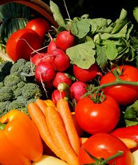 Il mercato del contadino - Piazza Chiesa 2, Sarentino (BZ) - Mercato con prodotti del maso Ogni sabato, dalle ore 8 alle 13, in piazza Chiesa, si svolge il mercato del contadino. Offrono prodotti freschi come in...