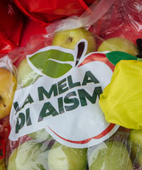 La Mela di AISM 2023 ti aspetta in piazza a Piacenza