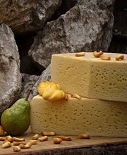 Festa del Formaggio - Piazza Guglielmo Marconi, Nogarole Vicentino (VI) - Edizione 2025
Torna la festa del formaggio: un'occasione per conoscere e apprezzare una tradizione antica, in un contesto montano da scoprir...