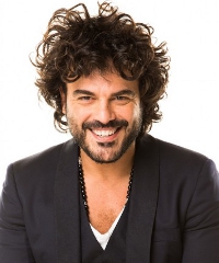 Francesco Renga porta a Zafferana Etnea una tappa del tour "Angelo - Venti" - Via della Montagna 17, Zafferana Etnea (CT) - Sotto Il Vulcano Fest 2025 Quest'anno Francesco Renga celebra un anniversario importante. Nel 2025 la sua "Angelo" compie 20 anni e da giugno l'artist...