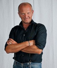 Andrea Pucci in scena ad Assago con "30 anni... e non sentirli" - Via Giuseppe di Vittorio 6, Assago (MI) - Il nuovo tour teatrale 2024/25 Irriverente, a volte scorretto e sempre molto divertente. Il comico meneghino Andrea Pucci torna a teatro con un nuovo...