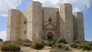 castel-del-monte_59949255.jpg