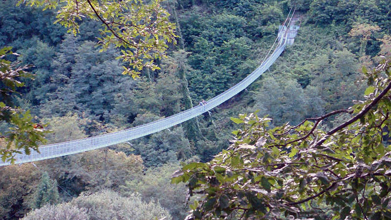 Il Ponte Sospeso Più Lungo Del Mondo è In Italia