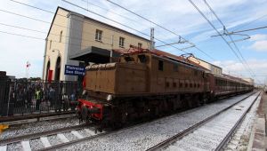 A Napoli arriva l'Archeo Treno, carrozza d'epoca per ammirare l'archeologia della Campania