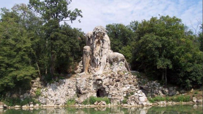 Il Dio delle Montagne: un'opera colossale poco conosciuta