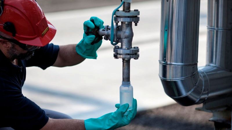 Biobutandiolo: in Italia il primo impianto che produce plastica dagli zuccheri