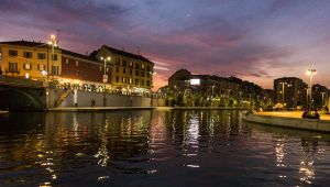A Milano il cinema va in battello sui navigli