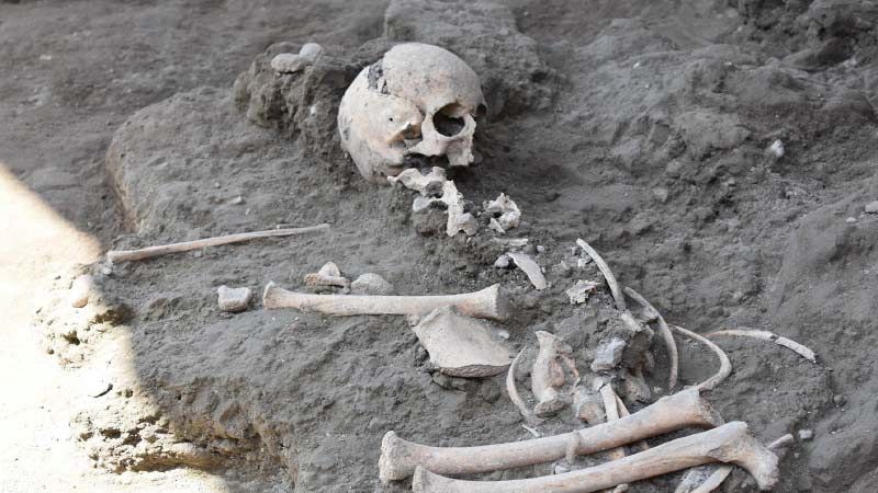 Ritrovato a Pompei scheletro di un bambino, al via le analisi 1