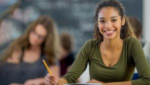 Scuola assegni ai ragazzi bravi a scuola