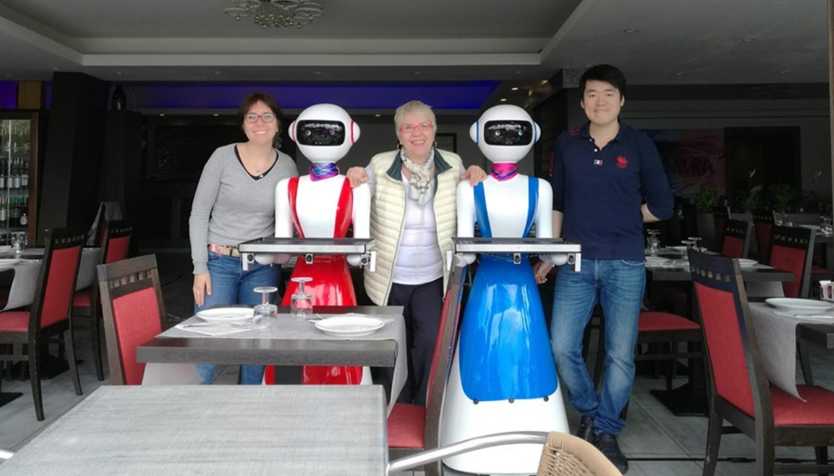 I camerieri sono robot: succede in un locale di Rapallo