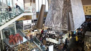 Mercato Centrale apre a Milano con banchi, ristorante e caffetteria