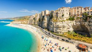 Divieti a Tropea: cosa non si può fare nella perla della Calabria