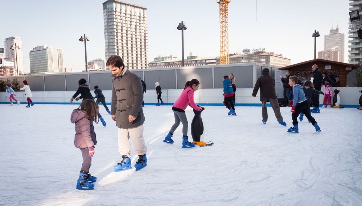Dove pattinare sul ghiaccio a Milano: le piste da non perdere