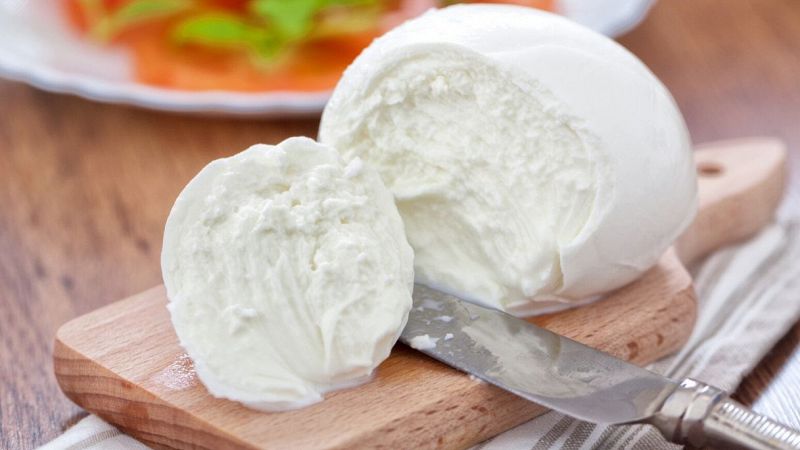 Mozzarella di bufala campana dop
