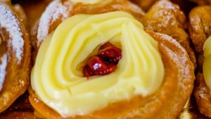 Festa del Papà, zeppole gratis a domicilio per i padri di Roma