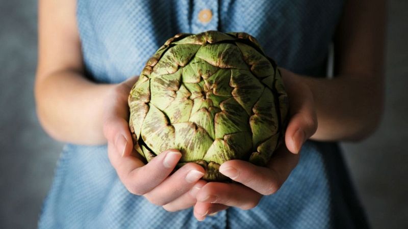 Tutto ciò che c'è da sapere sui carciofi: leggende, tipi, ricette