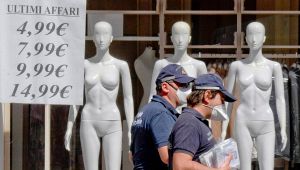 Saldi estivi 2020, quando iniziano: la nuova data