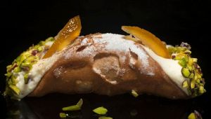 La storia leggendaria del primo cannolo siciliano