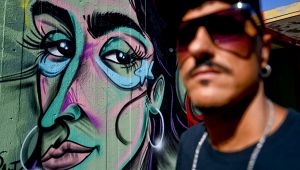 Armine Harutyunyan, un murale a Napoli per la modella di Gucci