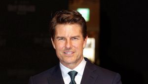 Coronavirus, Tom Cruise in fila a Roma per il tampone
