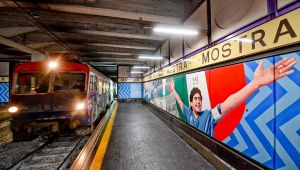 Napoli, è nata la stazione "Mostra-Stadio Maradona": i murales