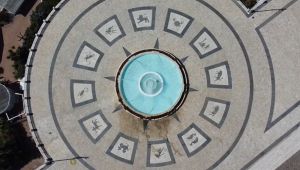 Fontana Zodiaco Ostia