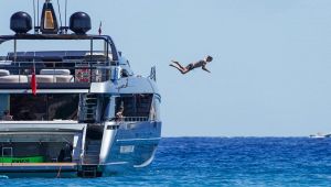 Ibrahimovic a Sanremo con lo yacht