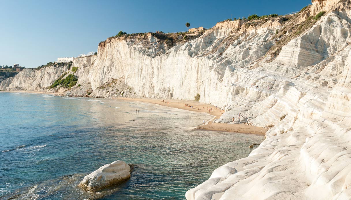 Parte della Falesia della Scala dei Turchi è crollata