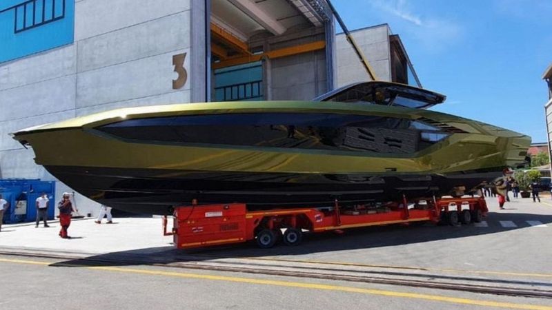 Yacht Lamborghini