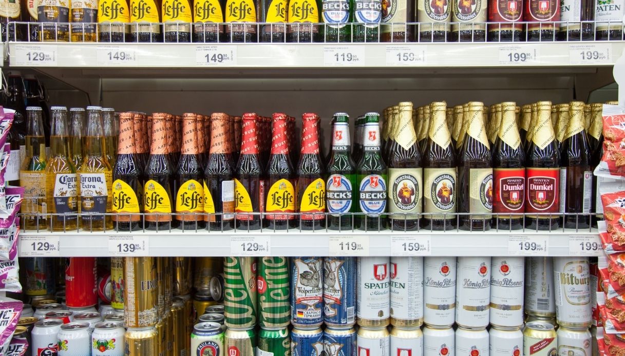 Birra, le migliori bionde da comprare al supermercato