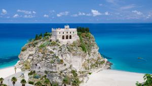 Santuario di Santa Maria dell'Isola a Tropea