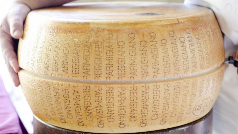 spot Parmigiano Reggiano