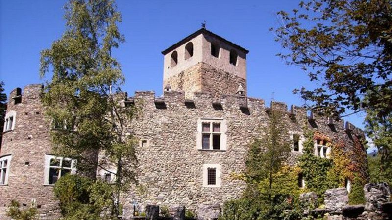Atto di vendita per il castello di Introd