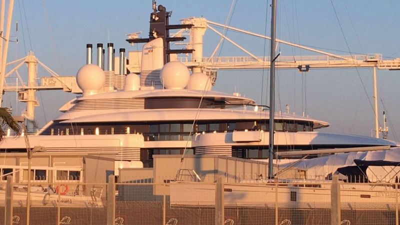 Lo yacht Scheherazade