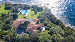 L'abitazione immersa nel verde