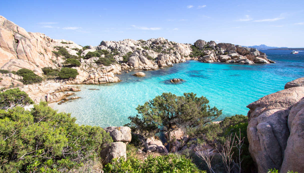 Estate 2022, quali sono le spiagge a numero chiuso in Sardegna