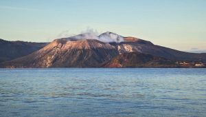 Vulcano: il mare cambia colore