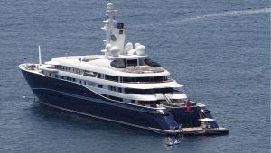 Il super yacht Al Mirqab