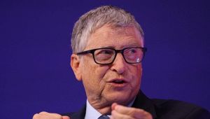 Bill Gates compra a Roma