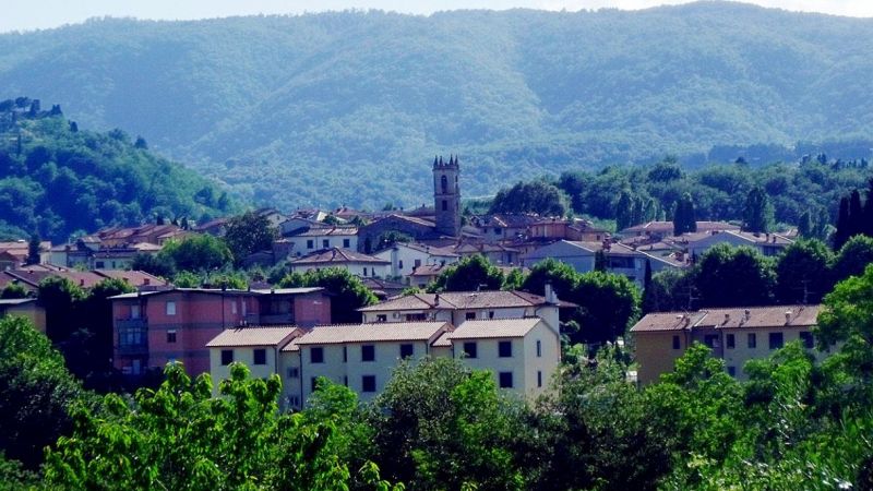 borgo abbandonato Cavriglia comprato