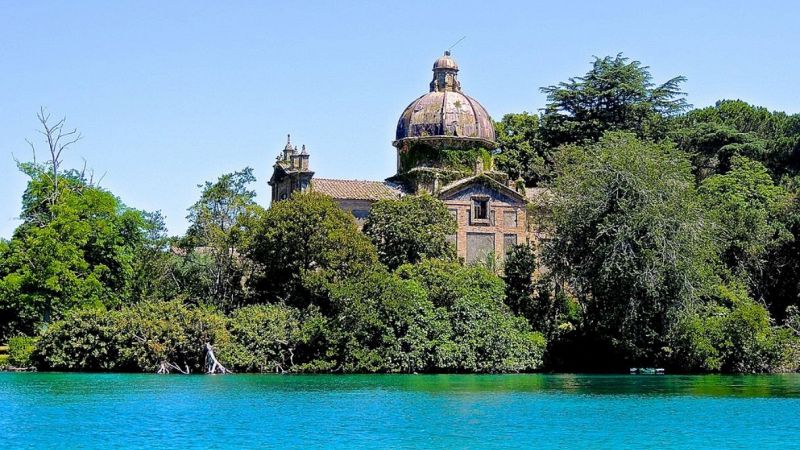 Isola Bisentina