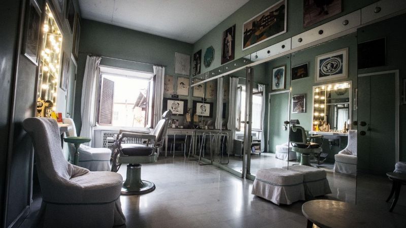 La villa di Alberto Sordi diventa più grande