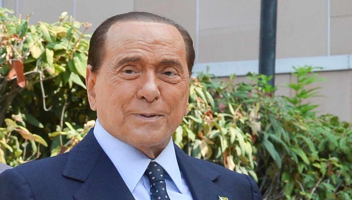 Silvio Berlusconi vende immobili Roma