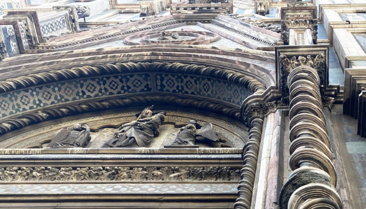 Firenze: il restauro rivela un Duomo a colori