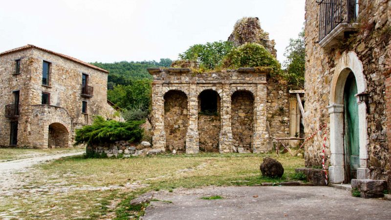 Roscigno Vecchia, il borgo fantasma del Cilento