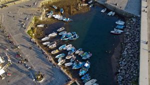 Il mare da Napoli e Pozzuoli si sta ritirando