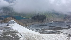 Il ghiacciaio della Marmolada resta in Trentino