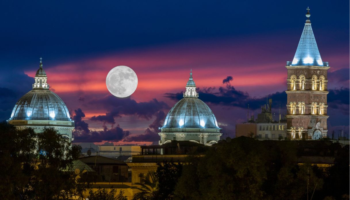 Roma stregata dalla luna: svelato l'ultimo segreto della Capitale